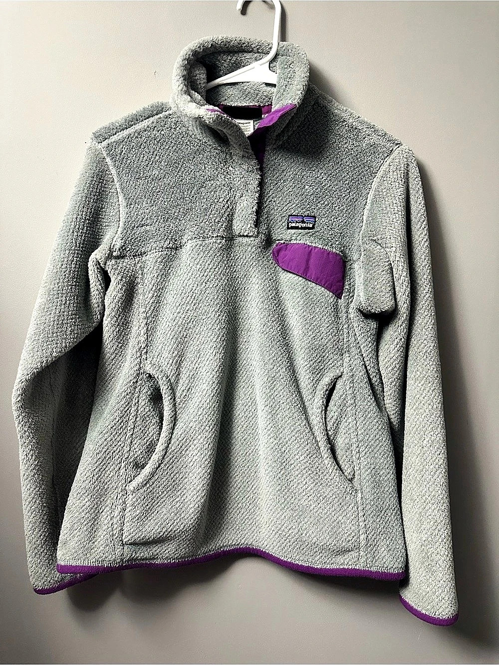 Patagonia Women'Small Los Gatos Hooded Pullover Gray & Purple Small